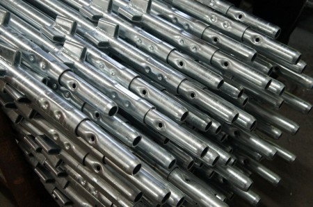 stojaki rusztowanie klinowe ocynk.jpg